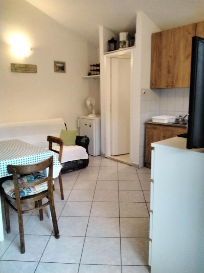 יאדריה Apartmani Erceg מראה חיצוני תמונה